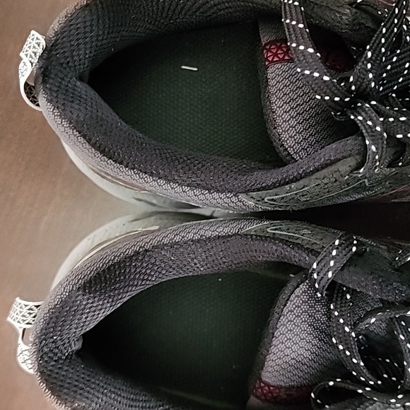 ASICS Gel-Venture 7 Trail Running Shoes Women’s Size 9 Black Burgundy (I) - Picture 3 of 7